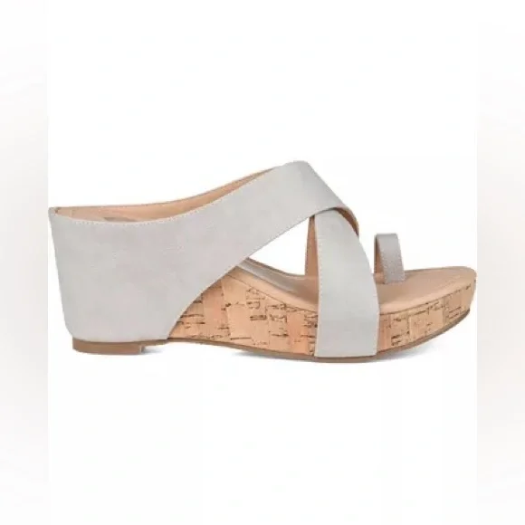 NWT Journee Collection Rayna Wedge Sandals in Stone, Size 8.5 - Picture 3 of 5